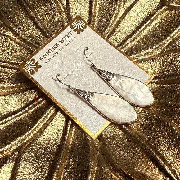 Silver Teardrop Earrings with Elegant Design - Picture 7 of 11